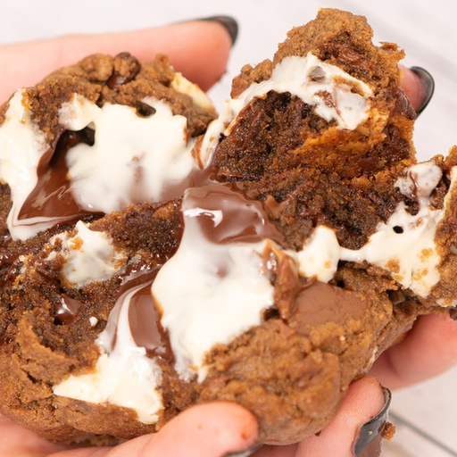 [TRIPLE CHOC CHIP] Triple Choc Chunky Cookie