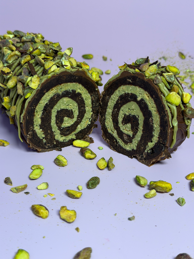 [LOG - DUBAI PISTACHIO] PRE-ORDER Dubai Pistachio Crunch Yule Log